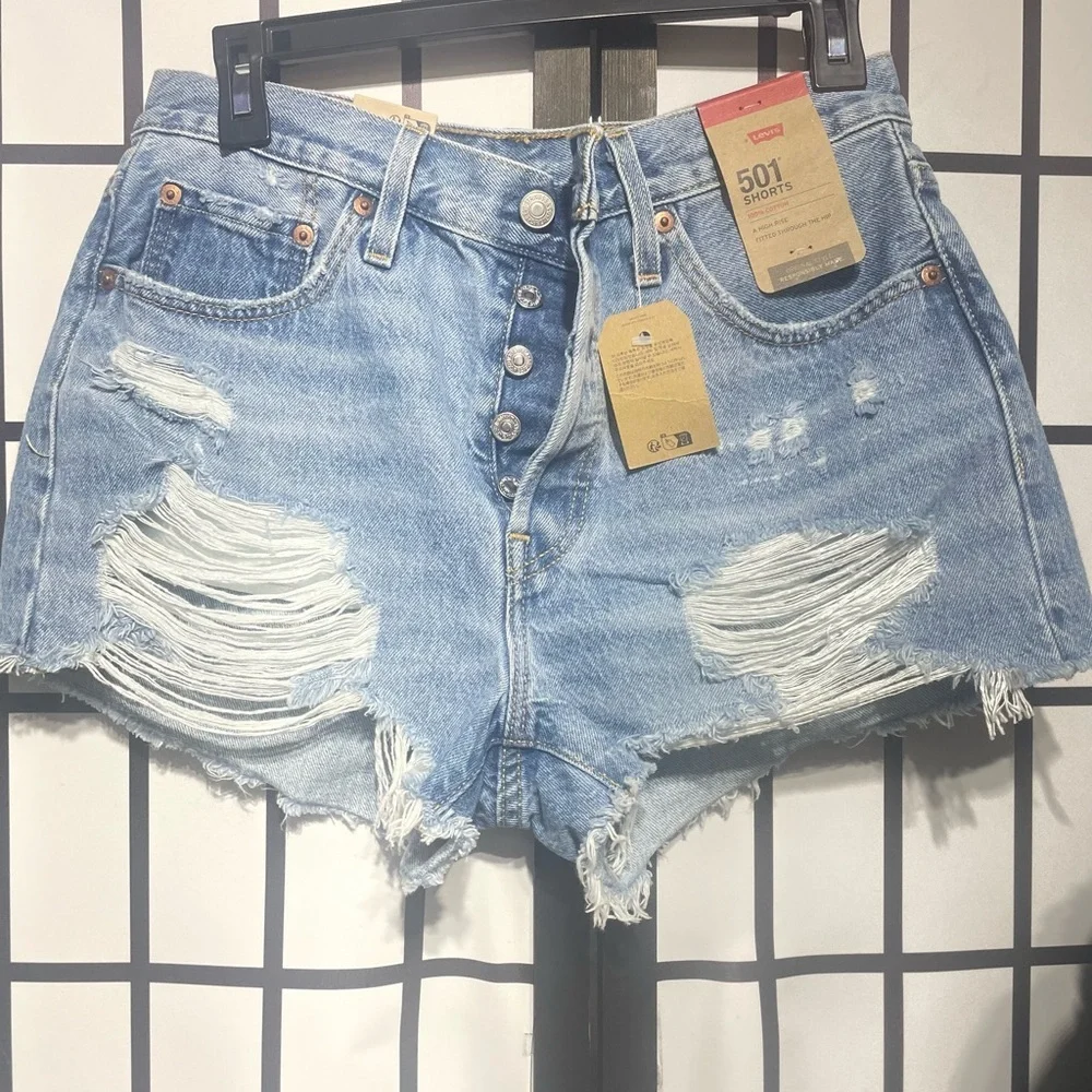 Levi's 501 Distressed Jean Shorts-NWT! - Picture 1 of 9